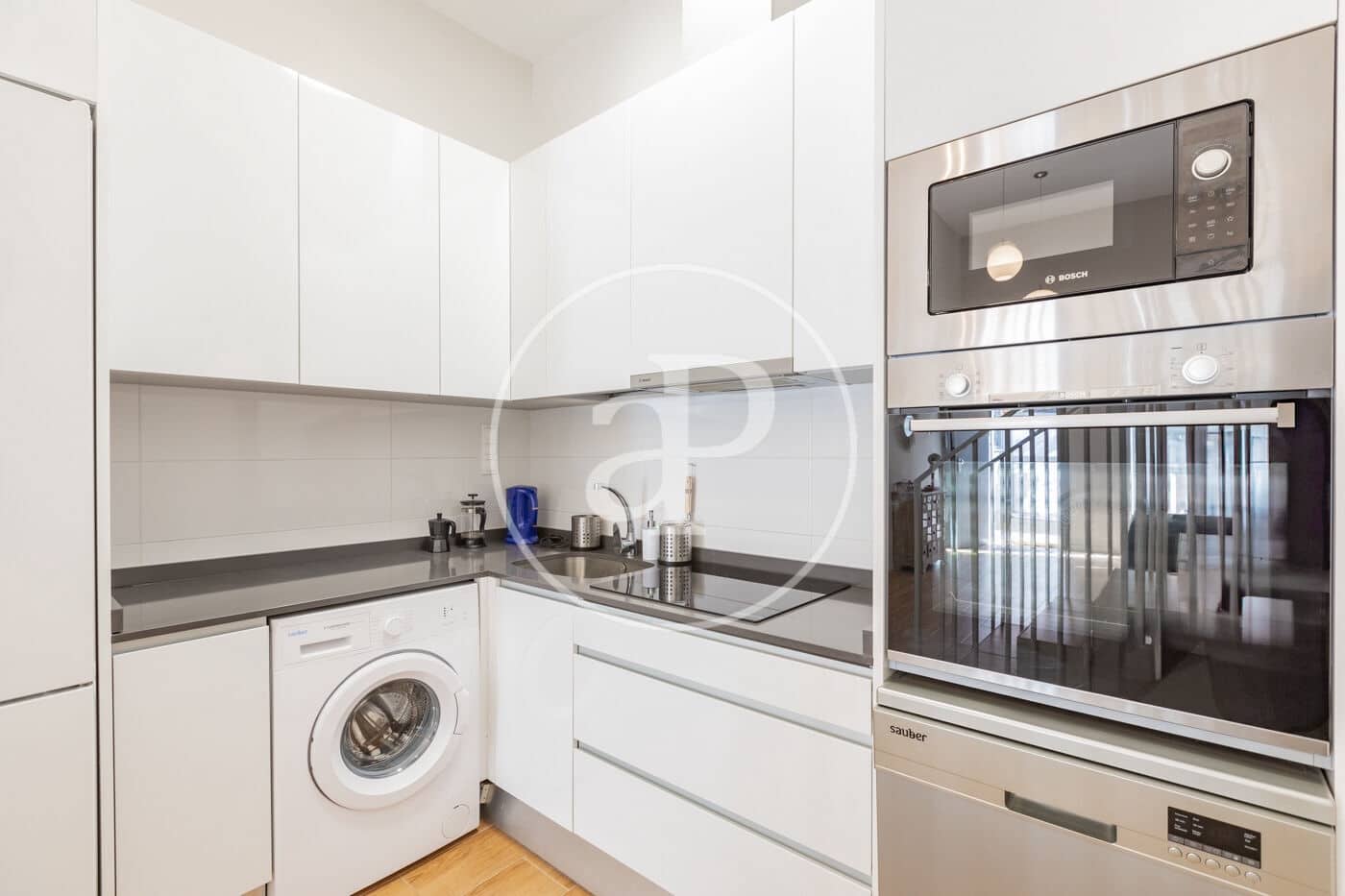 1 slaapkamer Villa te koop in San Sebastian de los Reyes met zwembad garage - € 550.000 (Ref: 10177101)