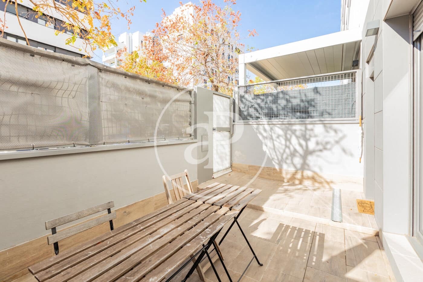 1 slaapkamer Villa te koop in San Sebastian de los Reyes met zwembad garage - € 550.000 (Ref: 10177101)