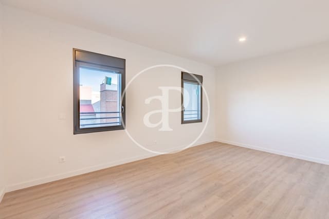 2 quarto Apartamento para arrendar em Fuente del Berro, Madrid cidade com piscina - 2 400 € (Ref: 10180525)