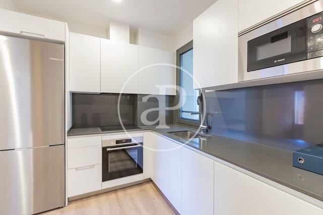 2 quarto Apartamento para arrendar em Fuente del Berro, Madrid cidade com piscina - 2 400 € (Ref: 10180525)
