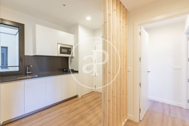 2 quarto Apartamento para arrendar em Fuente del Berro, Madrid cidade com piscina - 2 400 € (Ref: 10180525)