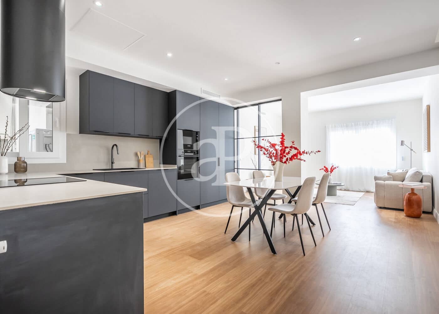 3 soveværelse Lejlighed til salg i Madrid by - € 1.395.000 (Ref: 10180527)