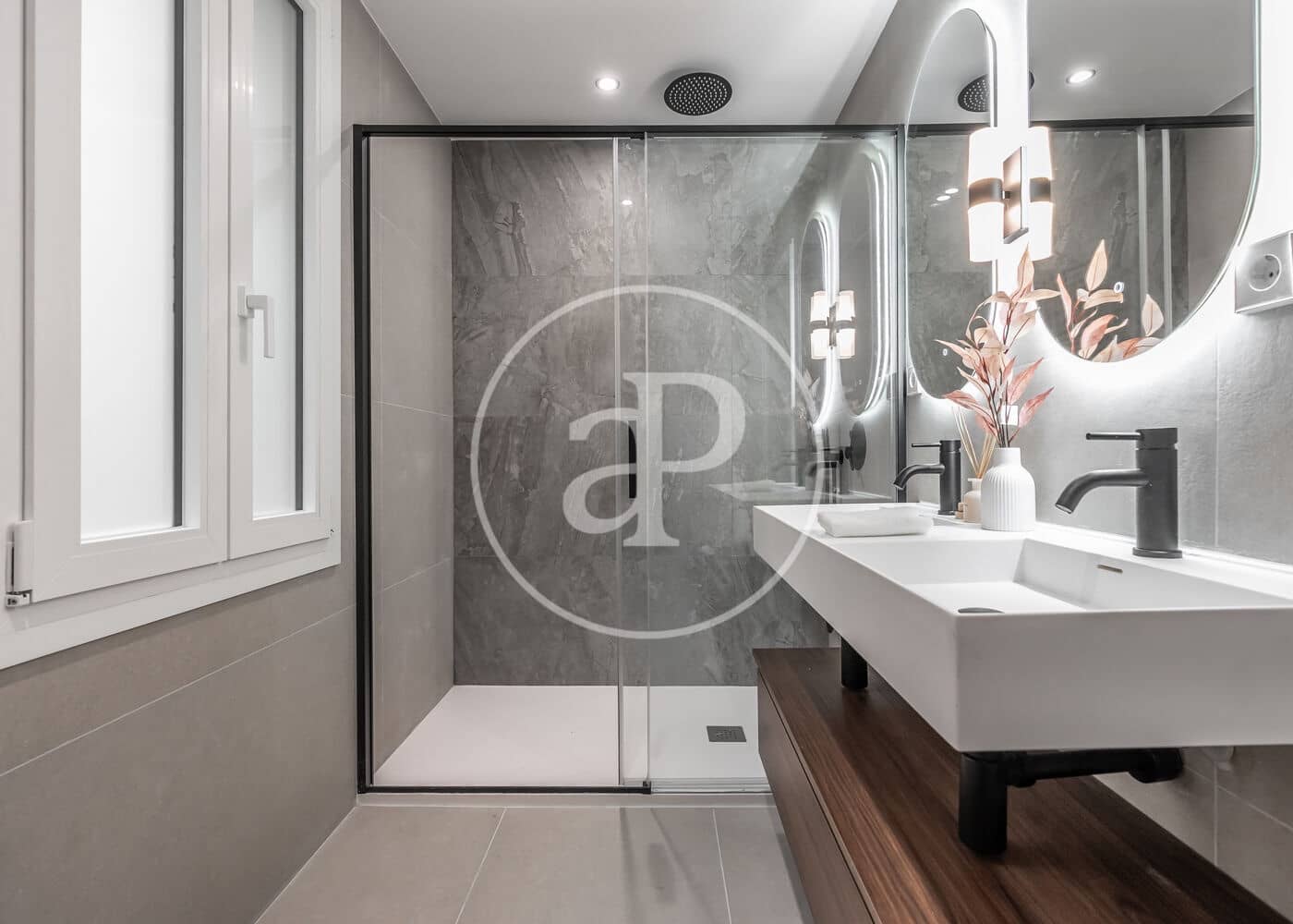3 soveværelse Lejlighed til salg i Madrid by - € 1.395.000 (Ref: 10180527)