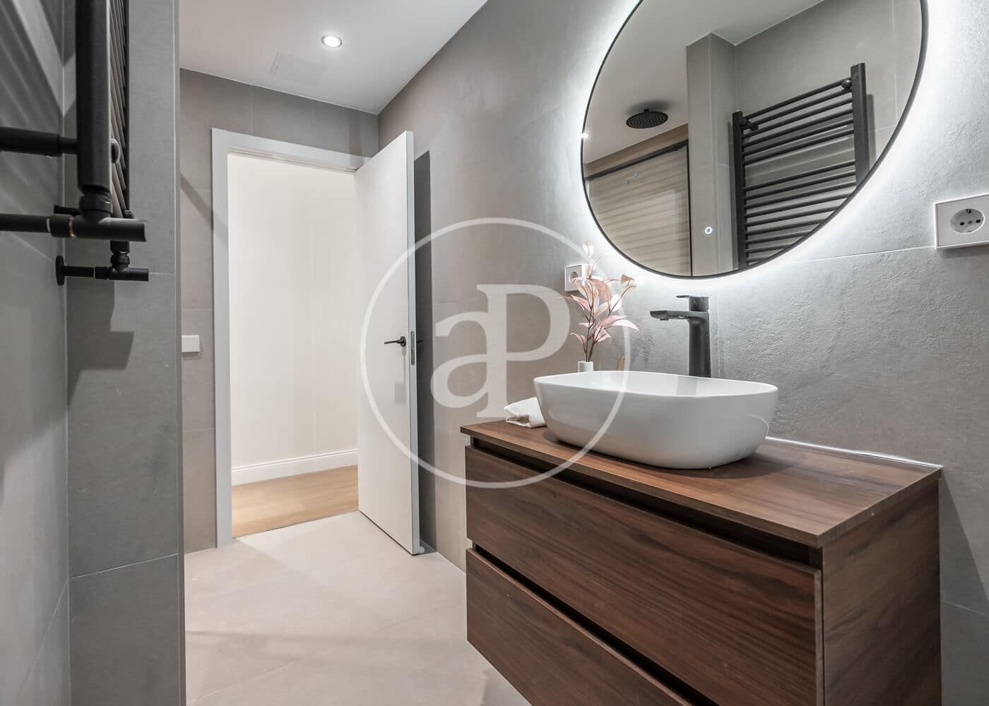 3 soveværelse Lejlighed til salg i Madrid by - € 1.395.000 (Ref: 10180527)