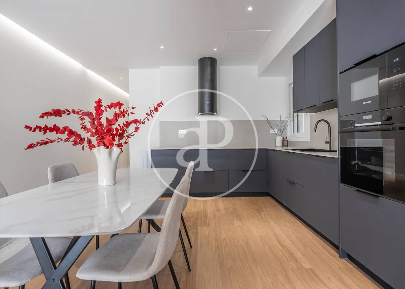 3 soveværelse Lejlighed til salg i Madrid by - € 1.395.000 (Ref: 10180527)