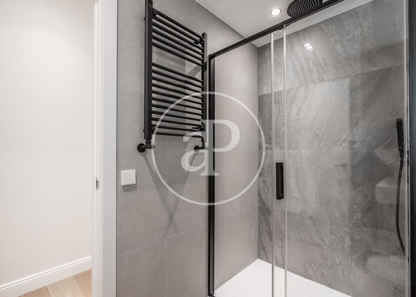 3 soveværelse Lejlighed til salg i Madrid by - € 1.395.000 (Ref: 10180527)