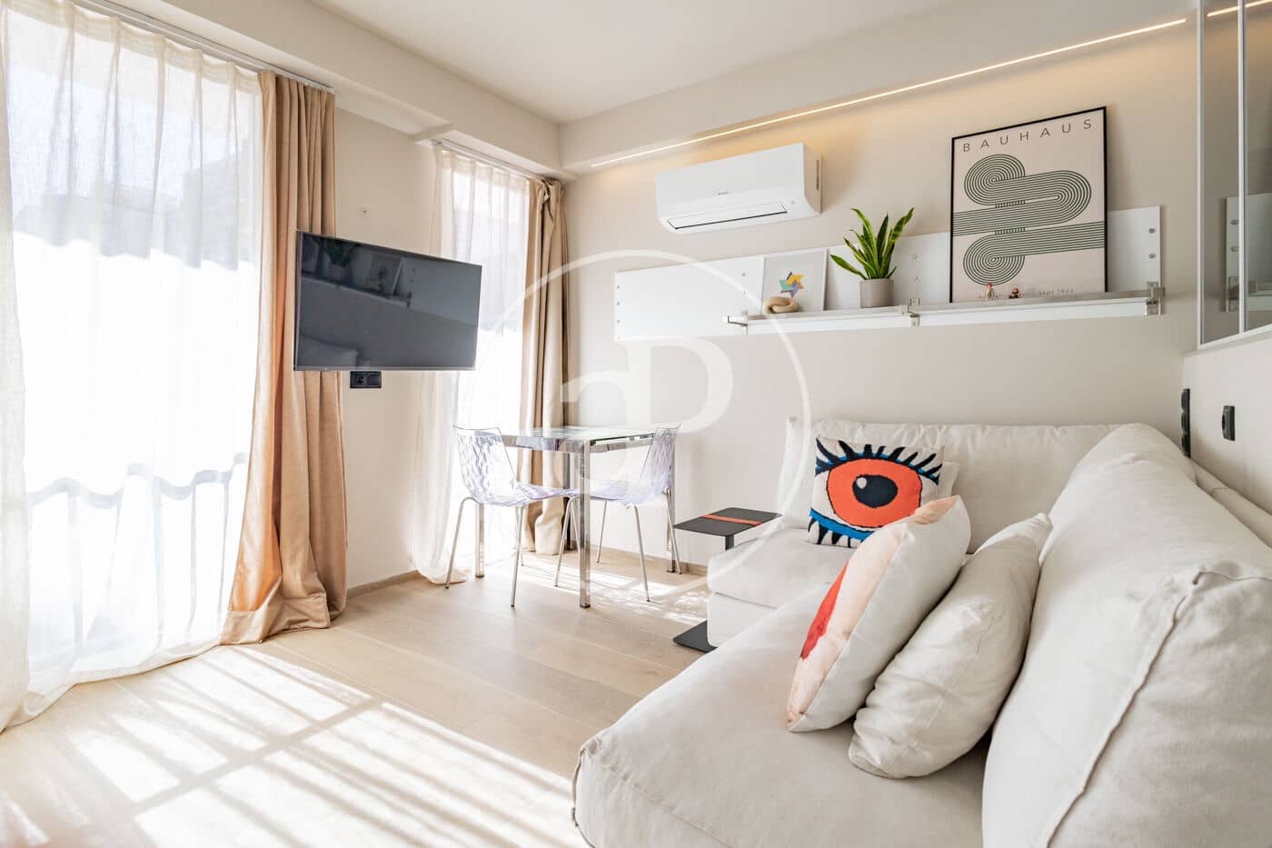 1 quarto Apartamento para arrendar em Madrid cidade - 1 450 € (Ref: 10180532)