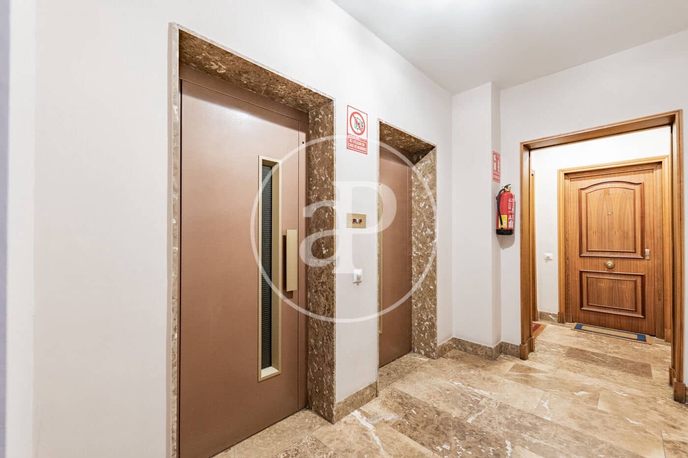Apartamento de 2 habitaciones en Madrid ciudad en venta - 902.000 € (Ref: 10182978)