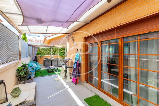 4 bedroom Villa for sale in Aravaca, Madrid city with pool garage - € 1,229,000 (Ref: 10182980)