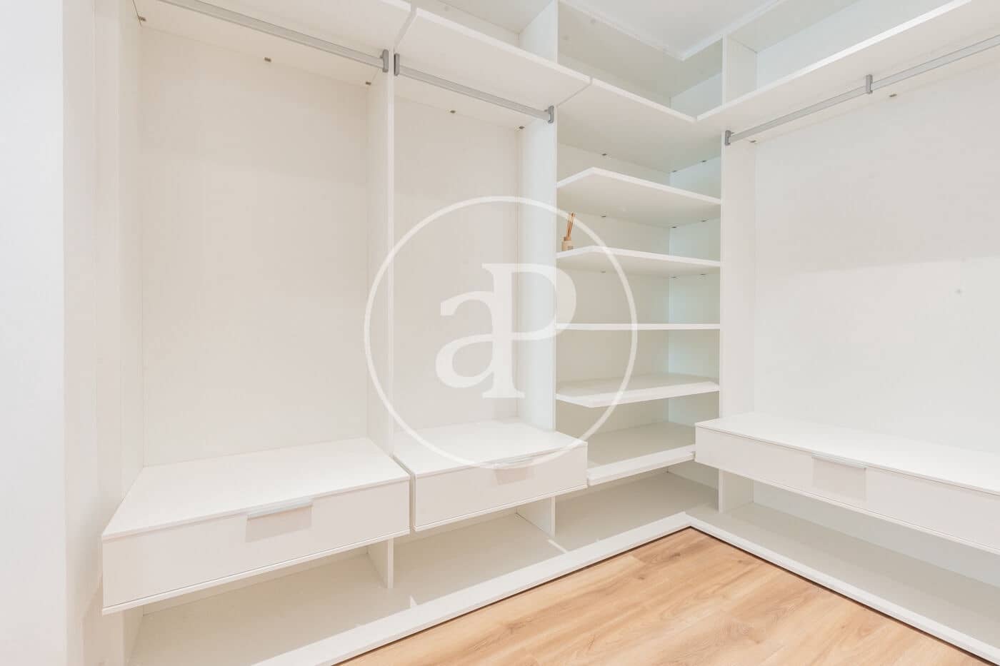 3 soveværelse Lejlighed til salg i Madrid by - € 1.420.000 (Ref: 10182981)