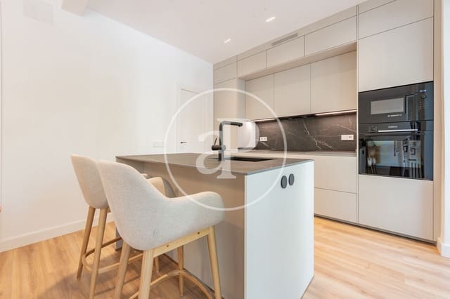 3 soveværelse Lejlighed til salg i Argüelles, Madrid by - € 1.420.000 (Ref: 10182981)