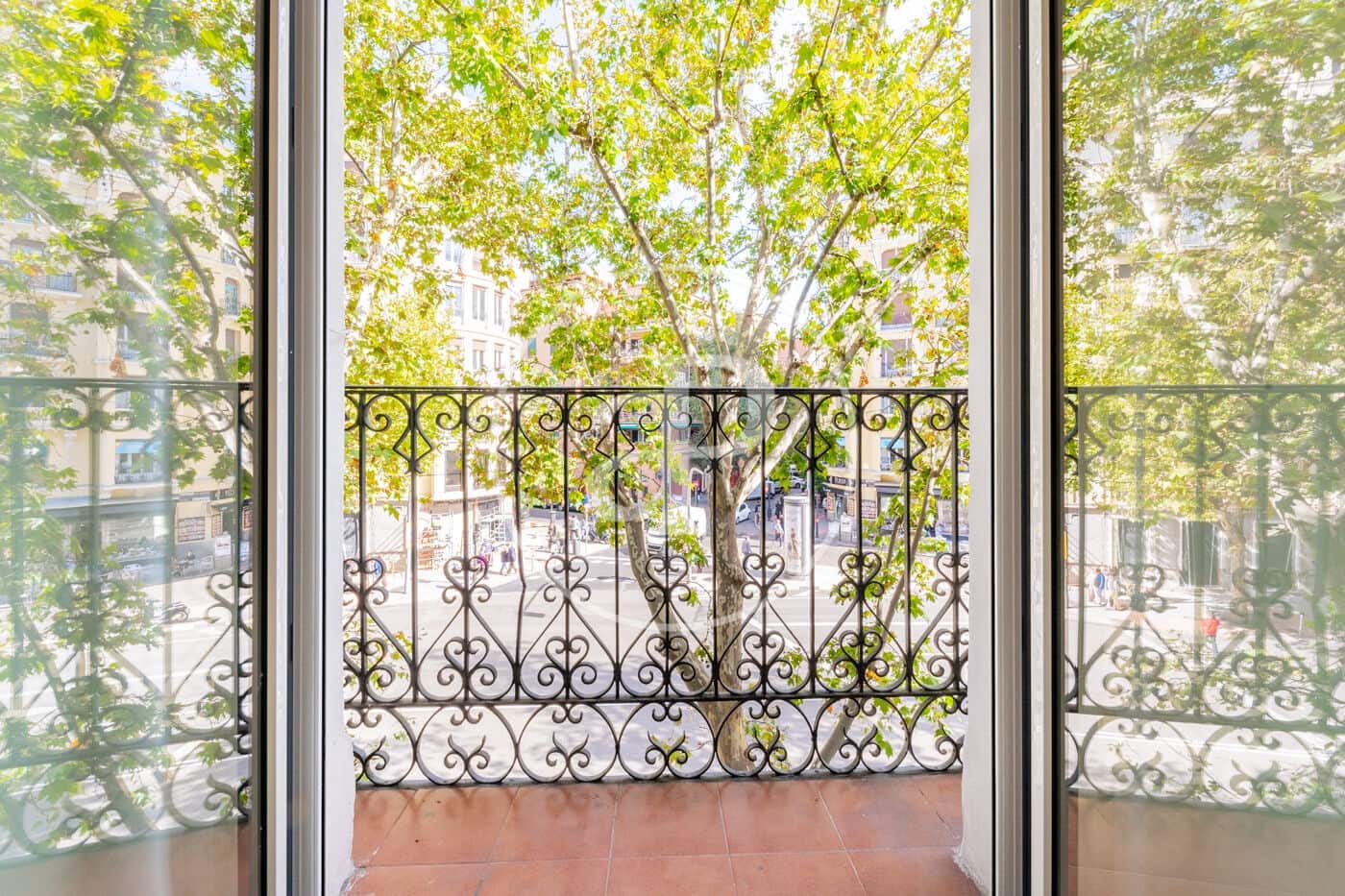 3 soveværelse Lejlighed til salg i Madrid by - € 1.420.000 (Ref: 10182981)