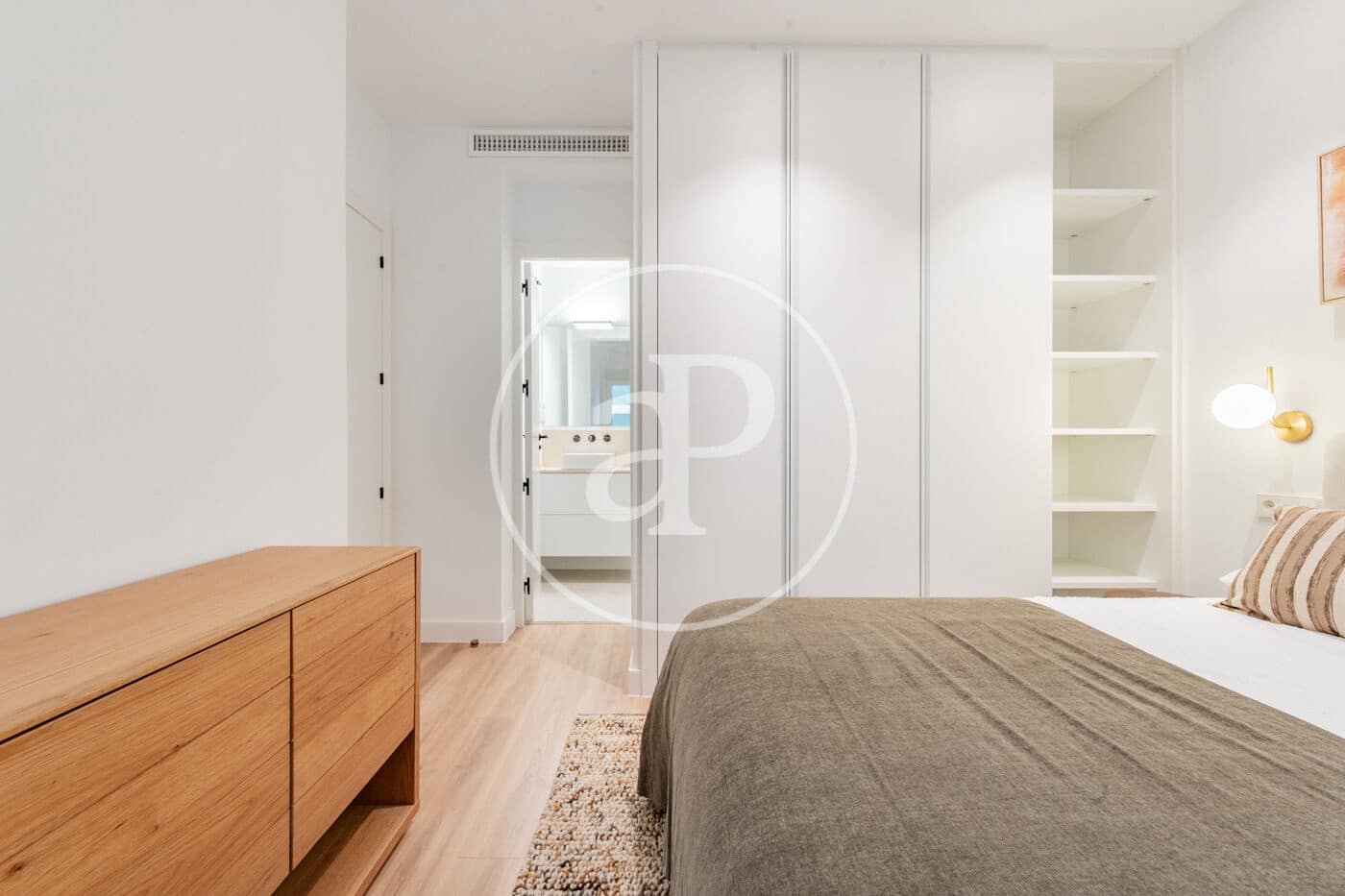 3 soveværelse Lejlighed til salg i Madrid by - € 1.420.000 (Ref: 10182981)
