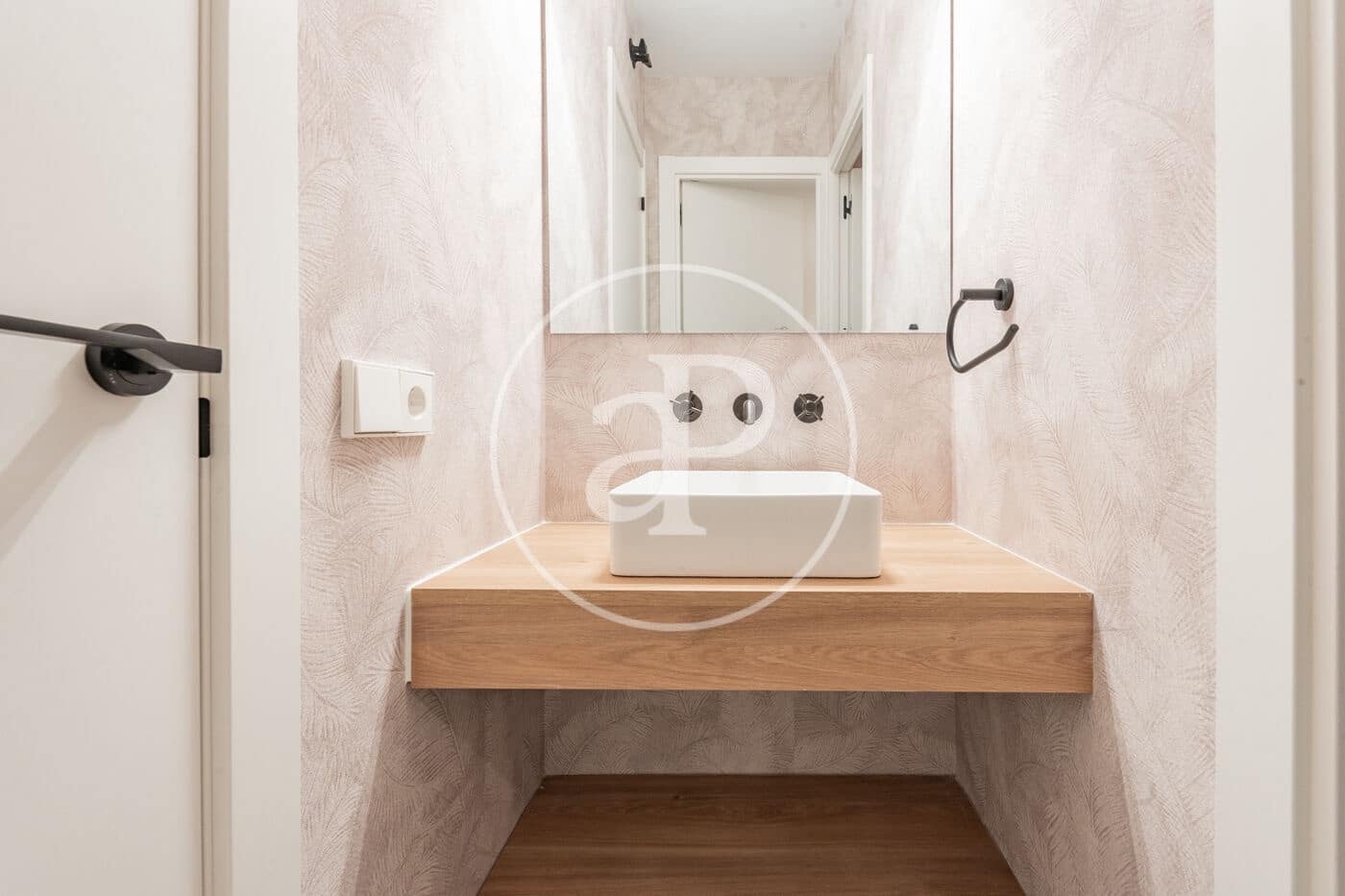 3 soveværelse Lejlighed til salg i Madrid by - € 1.420.000 (Ref: 10182981)