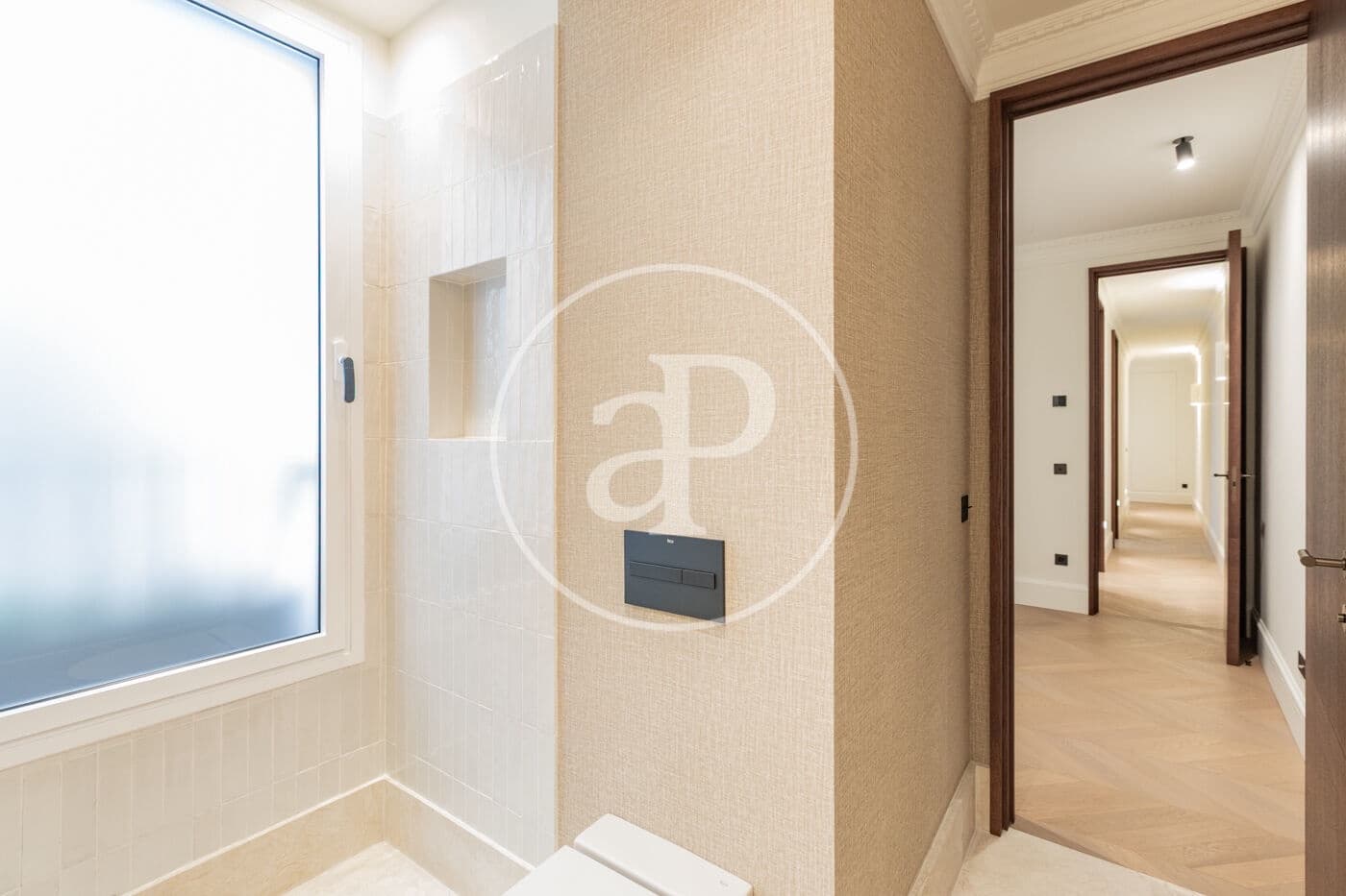 3 bedroom Apartment for rent in Madrid city - € 6,000 (Ref: 10182982)