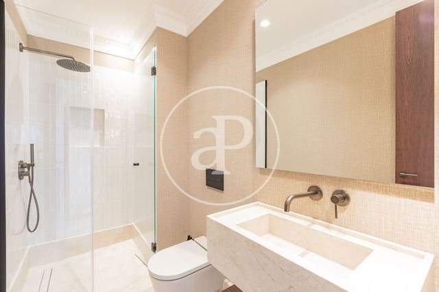 3 bedroom Apartment for rent in Justicia, Madrid city - € 6,000 (Ref: 10182982)