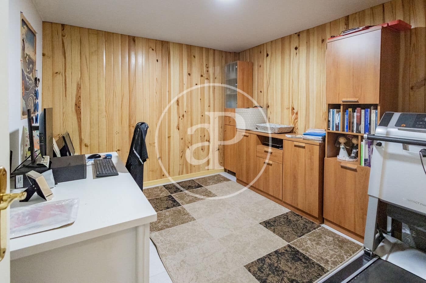 4 bedroom Villa for sale in Boadilla del Monte with pool garage - € 935,000 (Ref: 10184807)