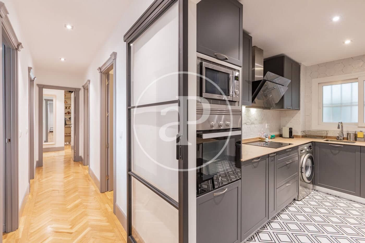 3 bedroom Apartment for rent in Madrid city - € 3,800 (Ref: 10184808)