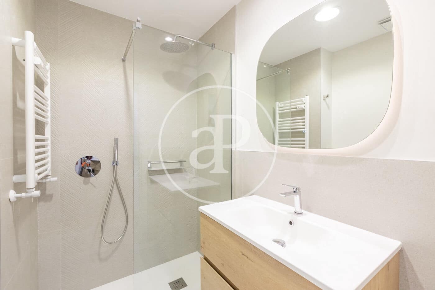 3 Zimmer Apartment zu vermieten in Madrid Stadt - 3.500 € (Ref: 10184809)
