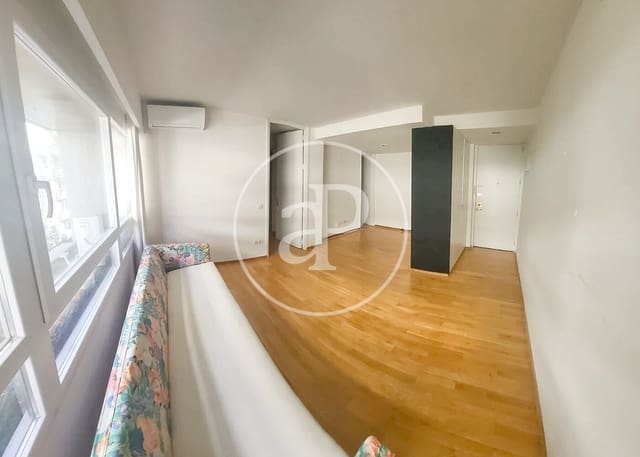 1 soveværelse Lejlighed til salg i Almagro, Madrid by - € 760.000 (Ref: 10184810)