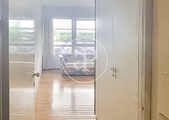 1 soveværelse Lejlighed til salg i Almagro, Madrid by - € 760.000 (Ref: 10184810)