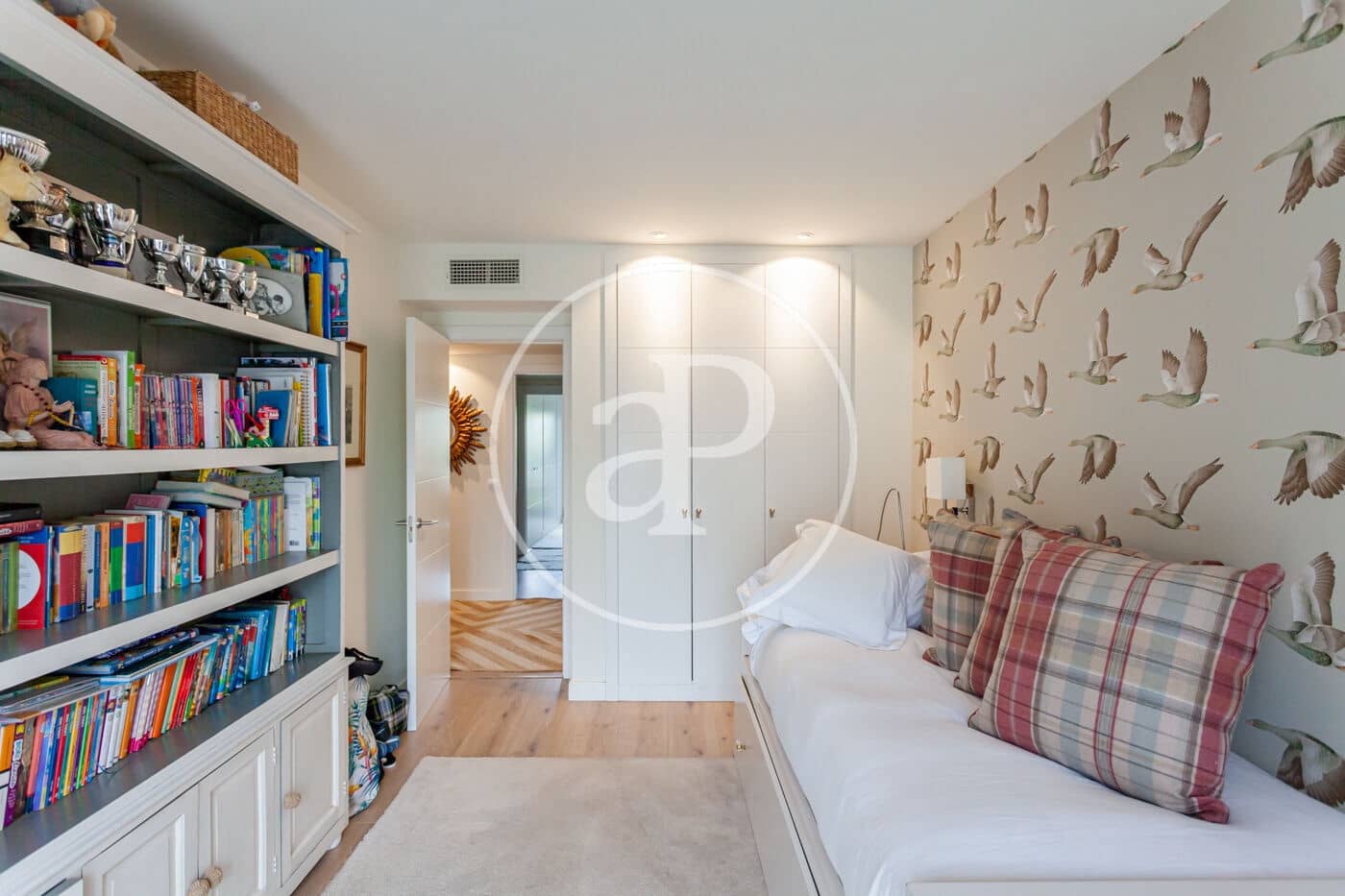 4 soveværelse Lejlighed til salg i La Moraleja med swimmingpool - € 1.810.000 (Ref: 7561075)