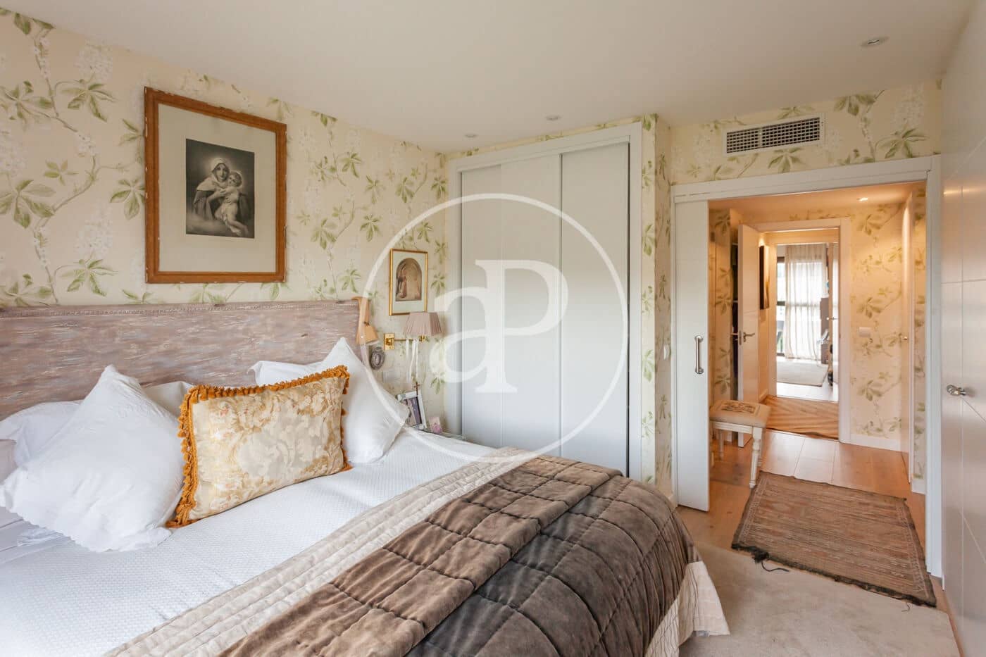 4 soveværelse Lejlighed til salg i La Moraleja med swimmingpool - € 1.810.000 (Ref: 7561075)