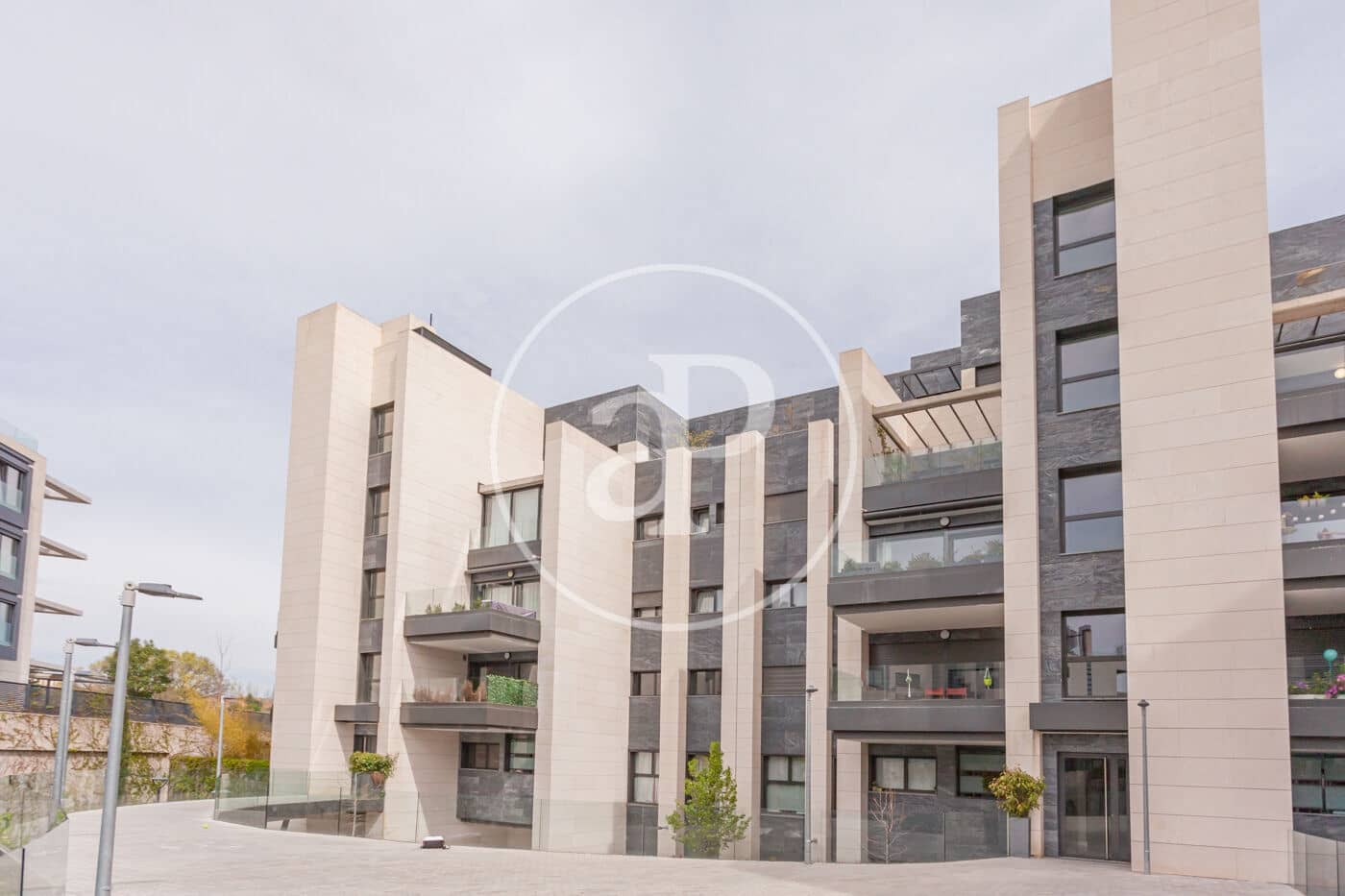 4 soveværelse Lejlighed til salg i La Moraleja med swimmingpool - € 1.810.000 (Ref: 7561075)