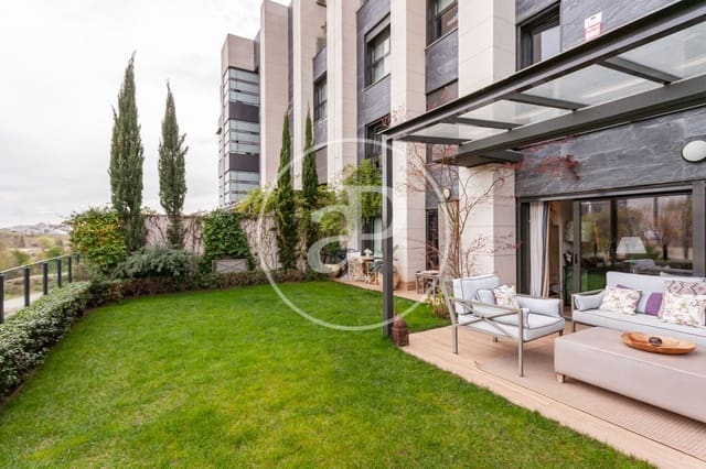 4 soveværelse Lejlighed til salg i La Moraleja, Alcobendas med swimmingpool - € 1.810.000 (Ref: 7561075)