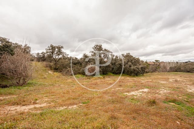 Teren niezagospodarowany na sprzedaż w San Sebastián de los Reyes - 900 000 € (Ref: 7561149)