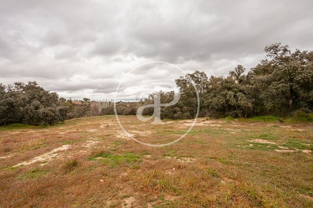 Teren niezagospodarowany na sprzedaż w San Sebastián de los Reyes - 900 000 € (Ref: 7561149)