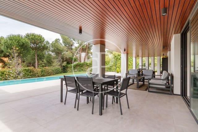 4 sypialnia Willa na sprzedaż w Boadilla del Monte z basenem - 2 670 000 € (Ref: 7626843)