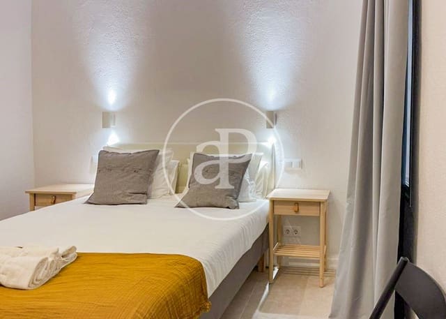 2 soveværelse Lejlighed til salg i Almagro, Madrid by - € 580.000 (Ref: 7699698)