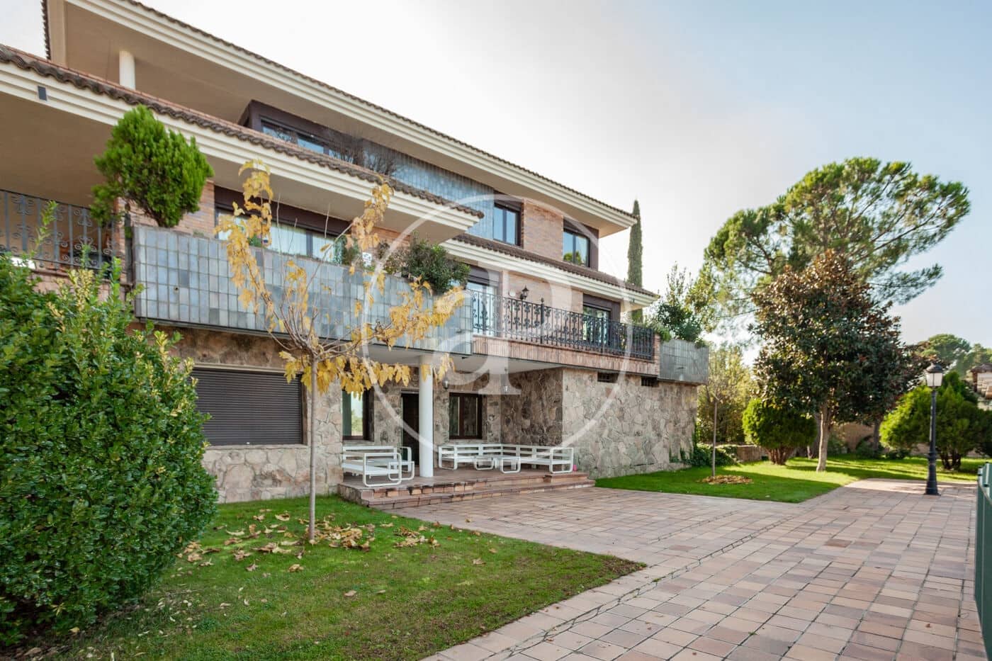 5 soveværelse Villa til salg i Pozuelo de Alarcon med swimmingpool - € 3.950.000 (Ref: 7922369)
