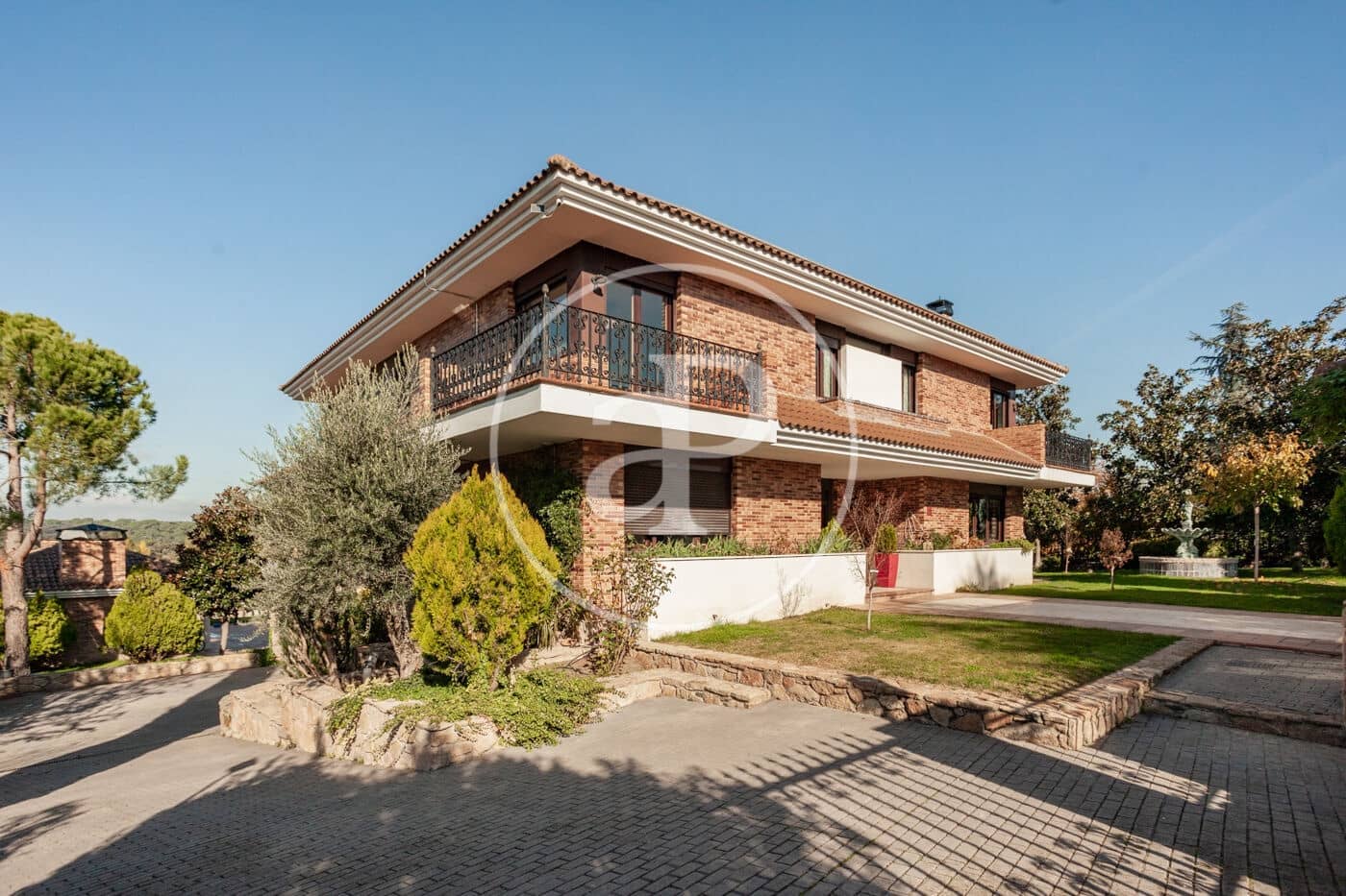 5 soveværelse Villa til salg i Pozuelo de Alarcon med swimmingpool - € 3.950.000 (Ref: 7922369)