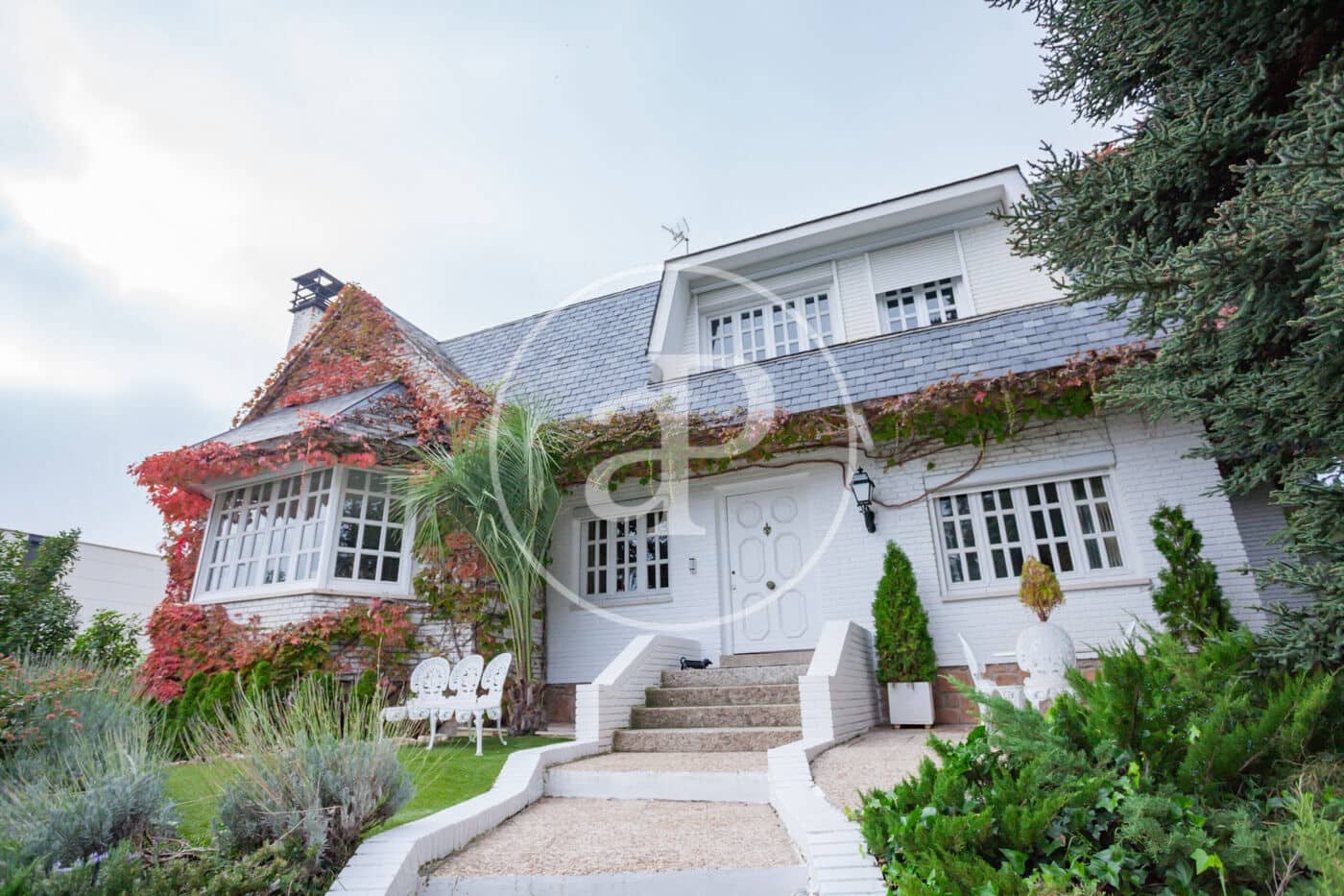 5 soverom Villa til salgs i Madrid by med svømmebasseng - € 3 000 000 (Ref: 8002955)