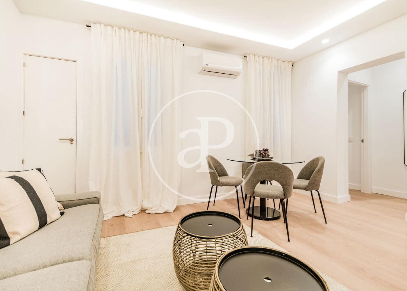 4 soveværelse Lejlighed til salg i Madrid by - € 1.395.000 (Ref: 8035315)