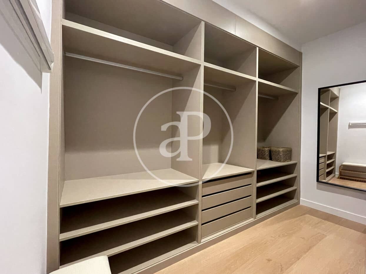 4 soveværelse Lejlighed til salg i Madrid by - € 1.395.000 (Ref: 8035315)