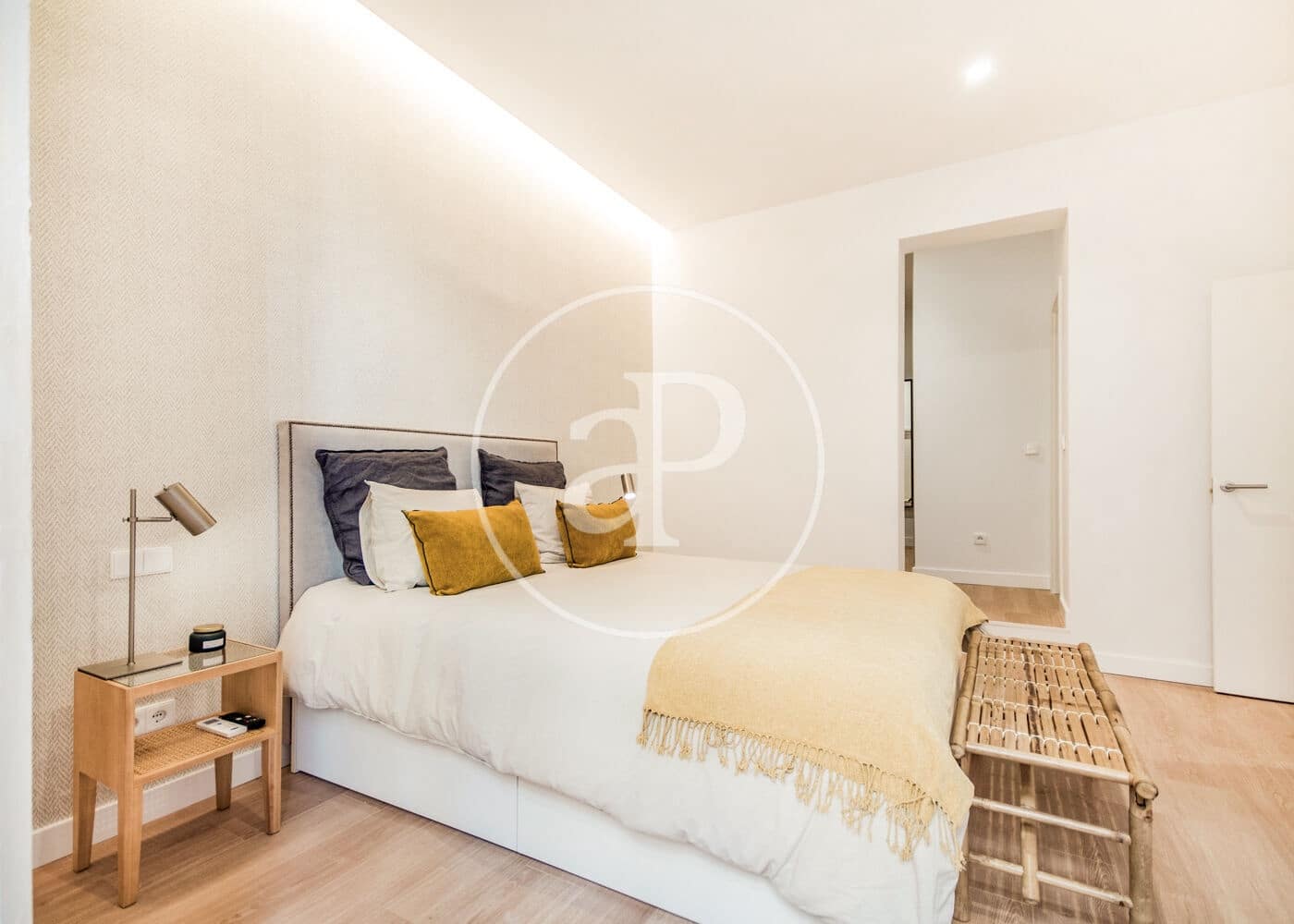 4 soveværelse Lejlighed til salg i Madrid by - € 1.395.000 (Ref: 8035315)