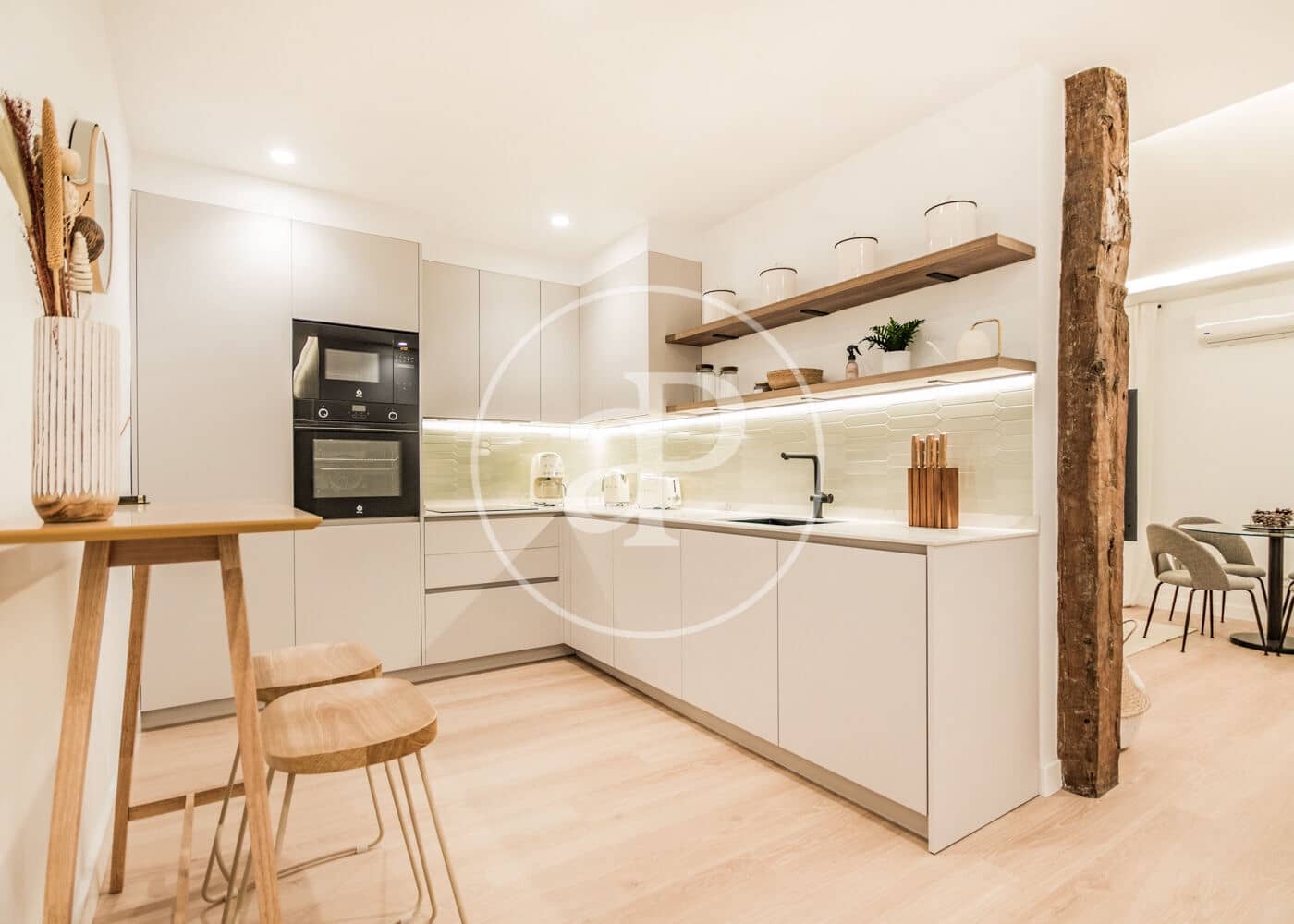 4 soveværelse Lejlighed til salg i Madrid by - € 1.395.000 (Ref: 8035315)