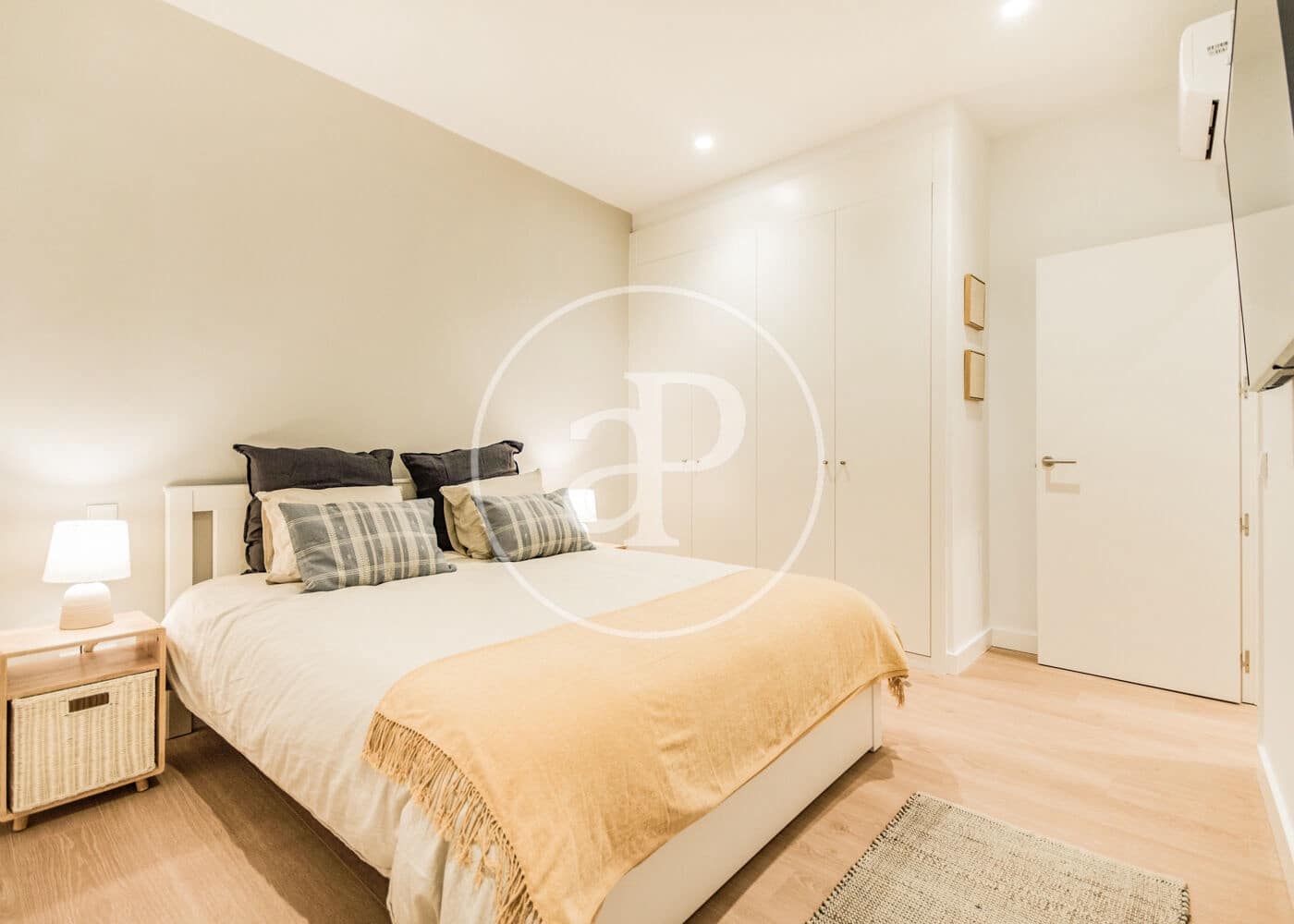 4 soveværelse Lejlighed til salg i Madrid by - € 1.395.000 (Ref: 8035315)