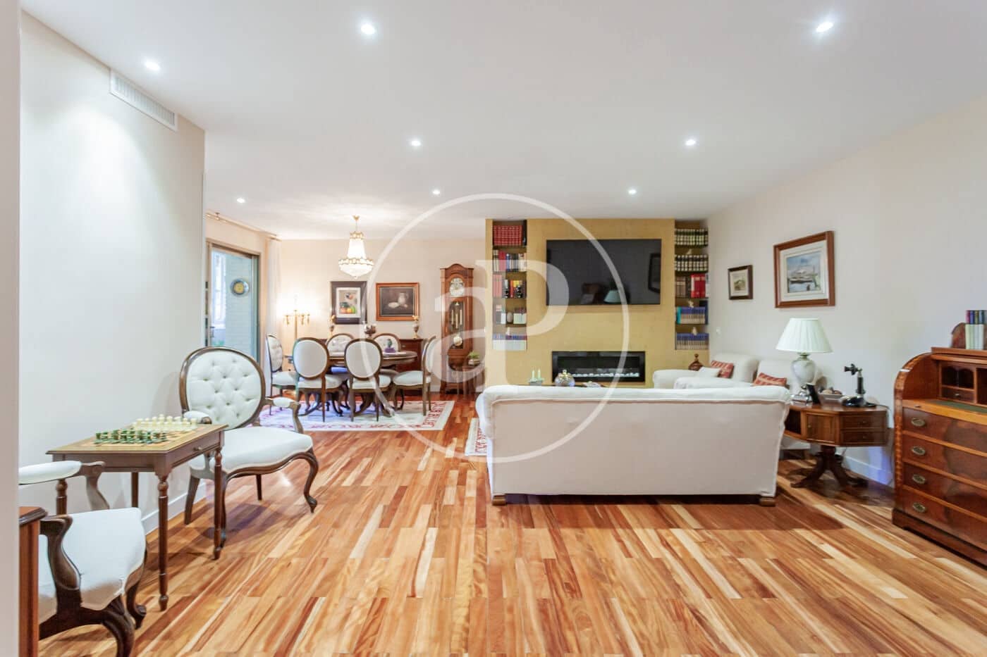 4 soveværelse Lejlighed til salg i Pozuelo de Alarcon med swimmingpool - € 990.000 (Ref: 8086566)