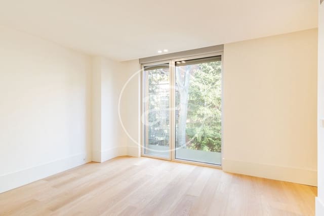 5 Zimmer Villa zu verkaufen in Nueva España, Madrid Stadt mit Pool - 3.600.000 € (Ref: 8102907)