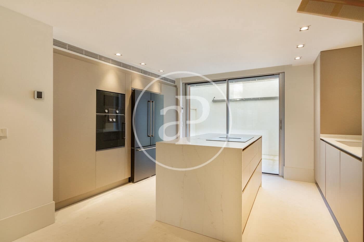 5 soverom Villa til salgs i Madrid by med svømmebasseng - € 3 600 000 (Ref: 8102907)