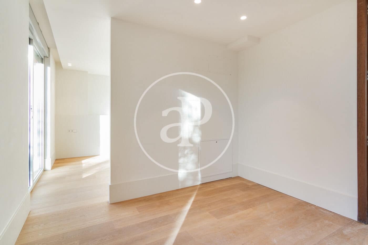 5 soverom Villa til salgs i Madrid by med svømmebasseng - € 3 600 000 (Ref: 8102907)