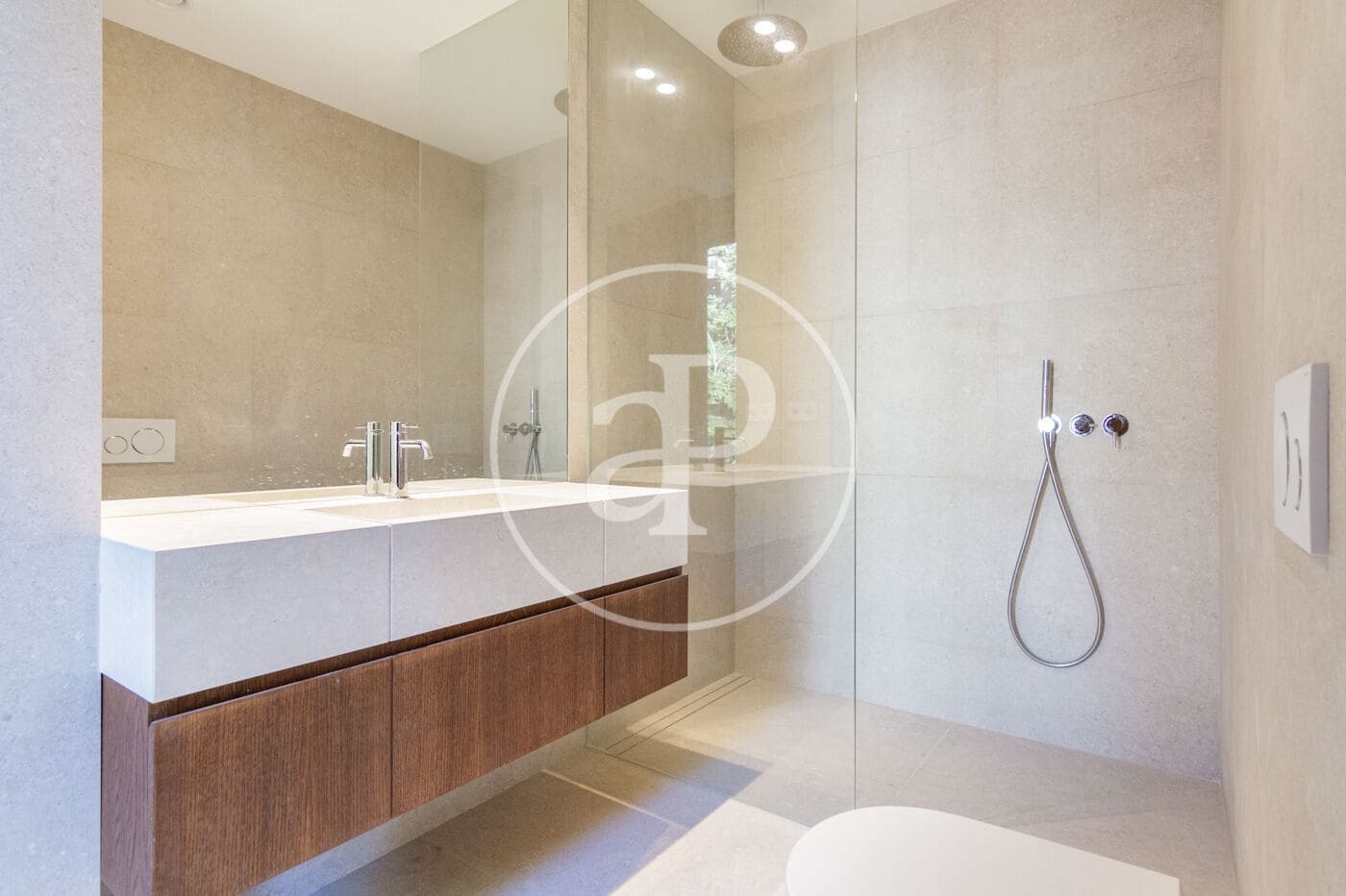 5 soverom Villa til salgs i Madrid by med svømmebasseng - € 3 600 000 (Ref: 8102907)