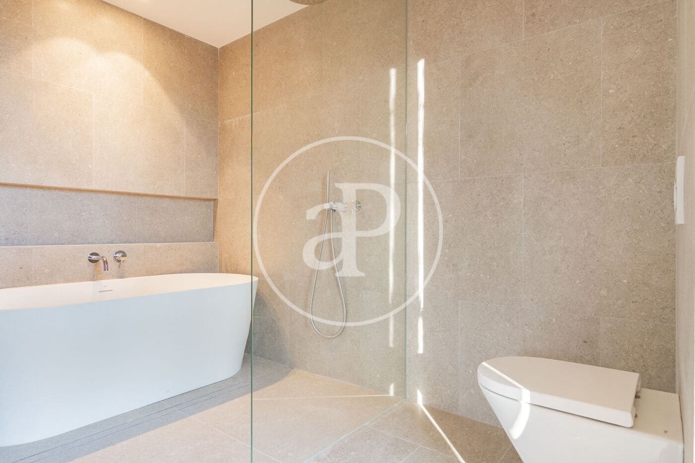 5 soverom Villa til salgs i Madrid by med svømmebasseng - € 3 600 000 (Ref: 8102907)