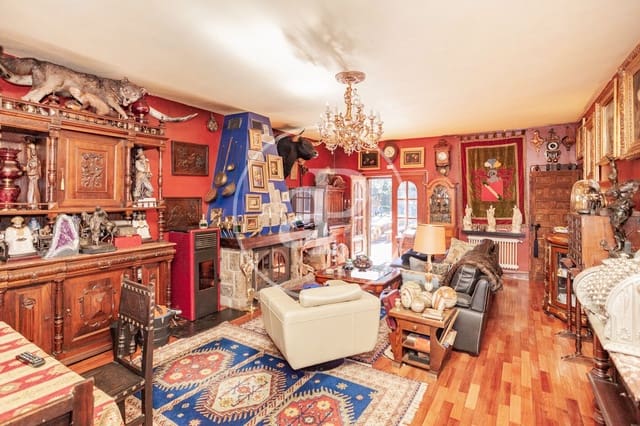 4 bedroom Villa for sale in Boadilla del Monte with pool - € 1,499,000 (Ref: 8116738)