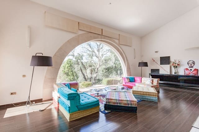 4 soveværelse Villa til salg i San Sebastián de los Reyes med swimmingpool - € 2.660.000 (Ref: 8129044)