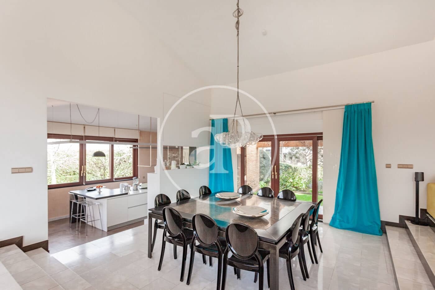 4 makuuhuone Huvila myytävänä paikassa San Sebastian de los Reyes mukana uima-altaan - 2 660 000 € (Ref: 8129044)